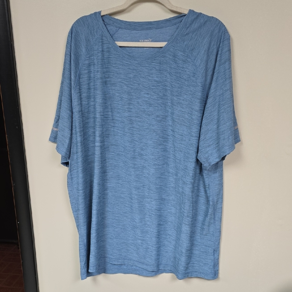Old Navy Light Blue Men's Short Sleeve Tee